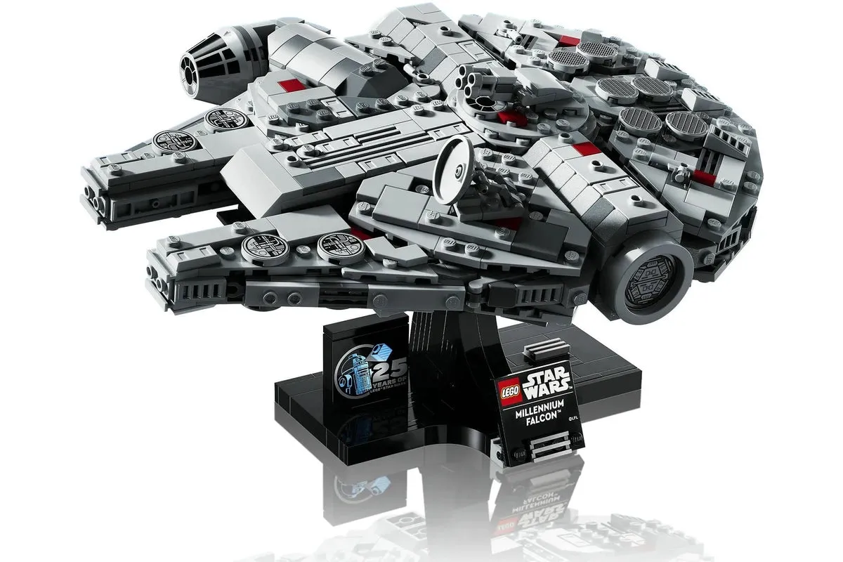 LEGO Star Wars Millennium Falcon 75375