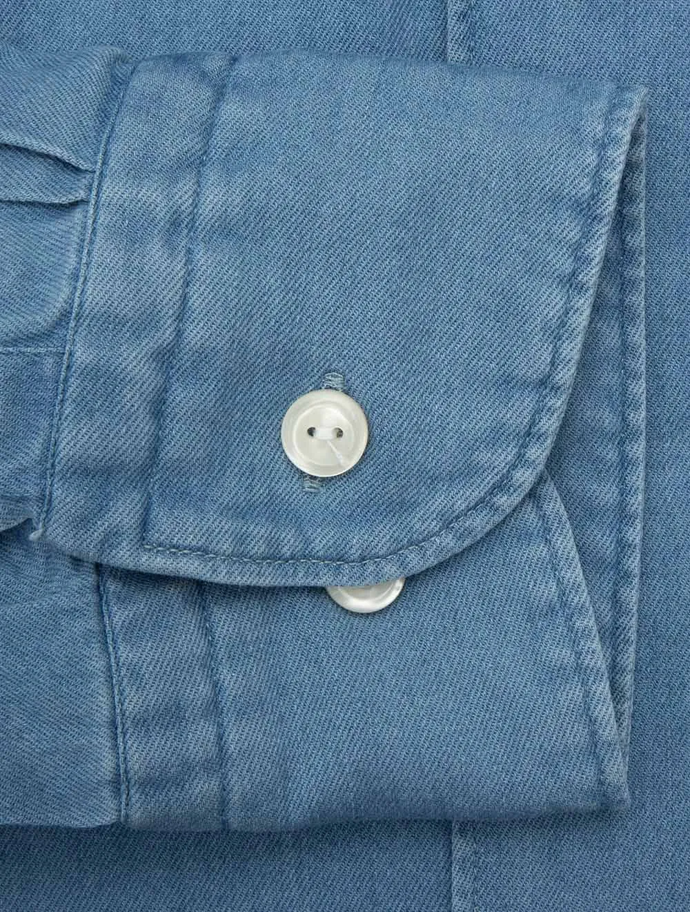 Leichtes Stretch-Denim Hemd im zeitgemäßen Schnitt Blau