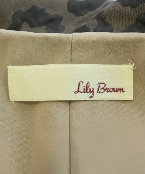 Lily Brown Kleider