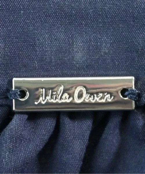 Mila Owen Kleider