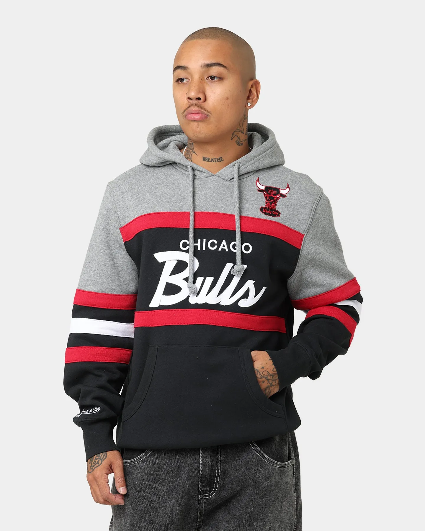 Mitchell & Ness Chicago Bulls Head Coach Hoodie Schwarz
