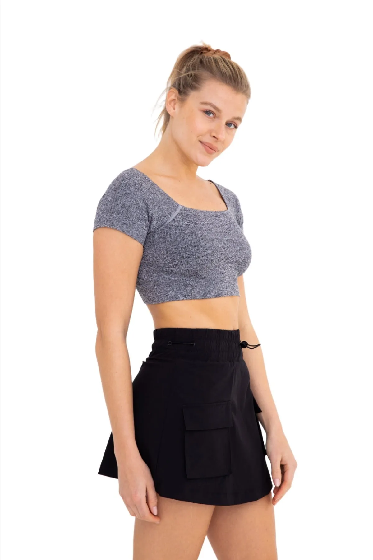 Mono B Kurzarm Mesh Crop Top AT-A054