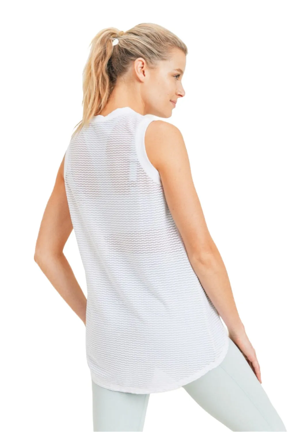 Mono B Hochgeschlossenes Mesh-Texturiertes Tanktop AT3093