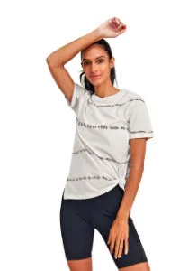 Mono B Basic T-Shirt mit gesplittetem Saum und Tie-Dye KT11735