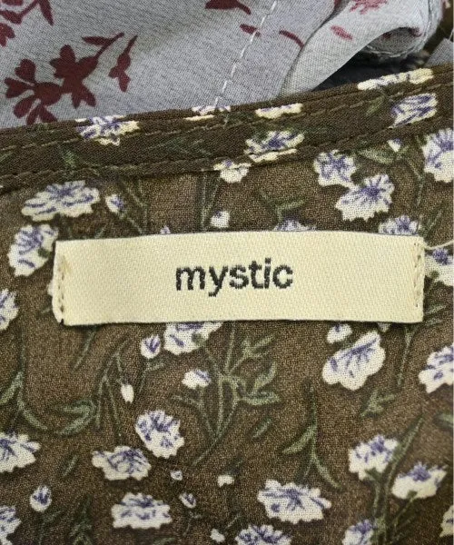Mystische Kleider