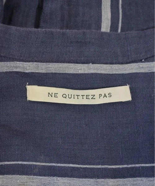 NE QUITTEZ PAS Kleider