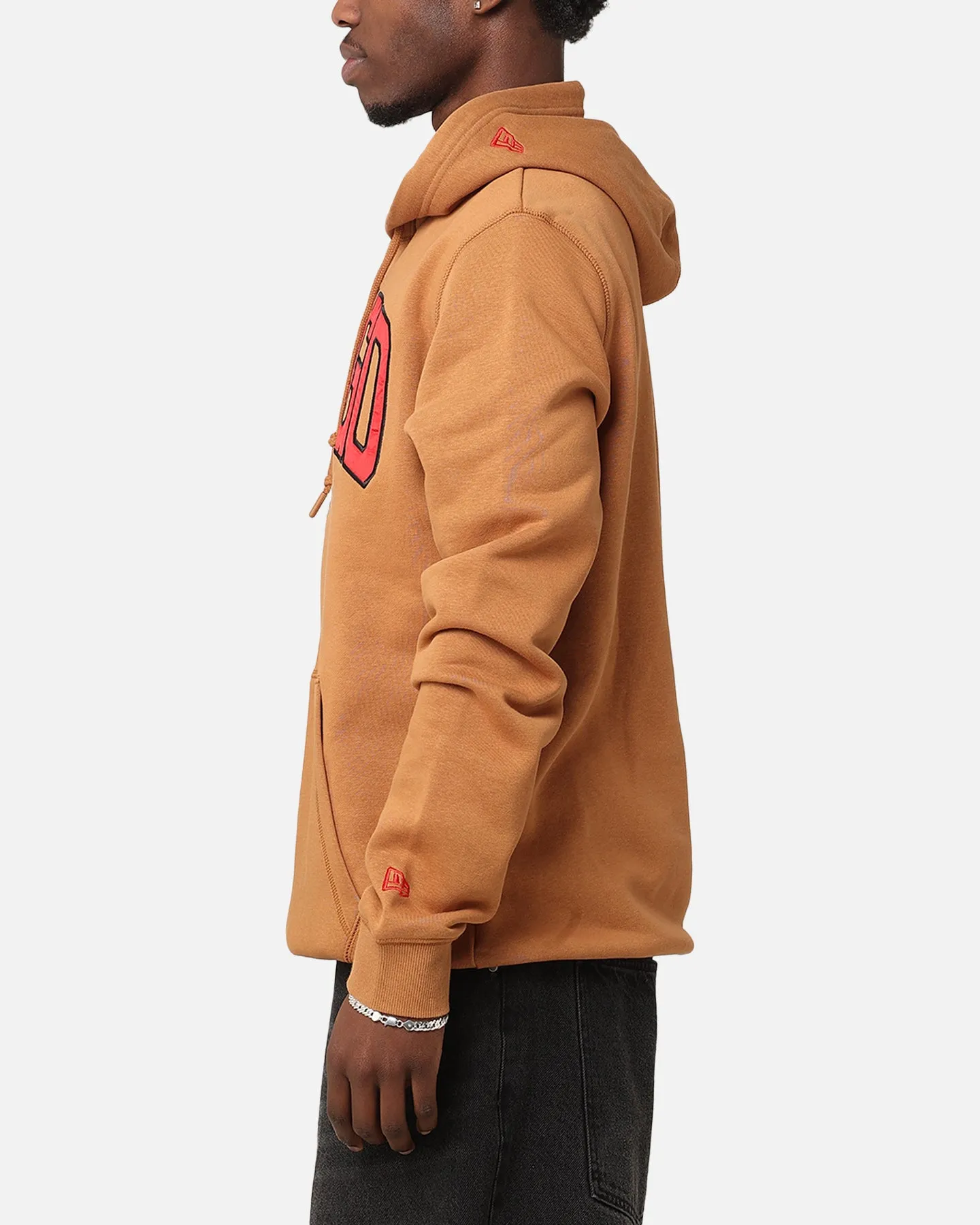 New Era Chicago Bulls Pullover Hoodie Mittel Beige