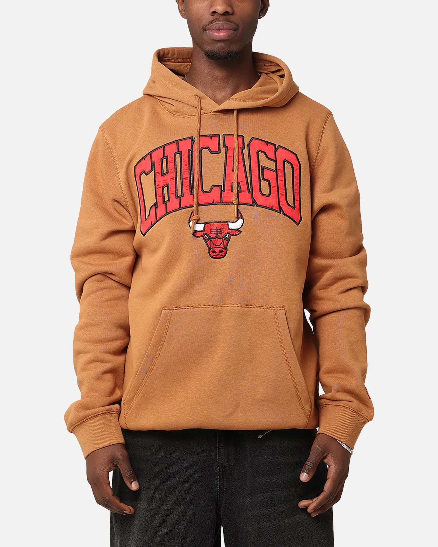 New Era Chicago Bulls Pullover Hoodie Mittel Beige