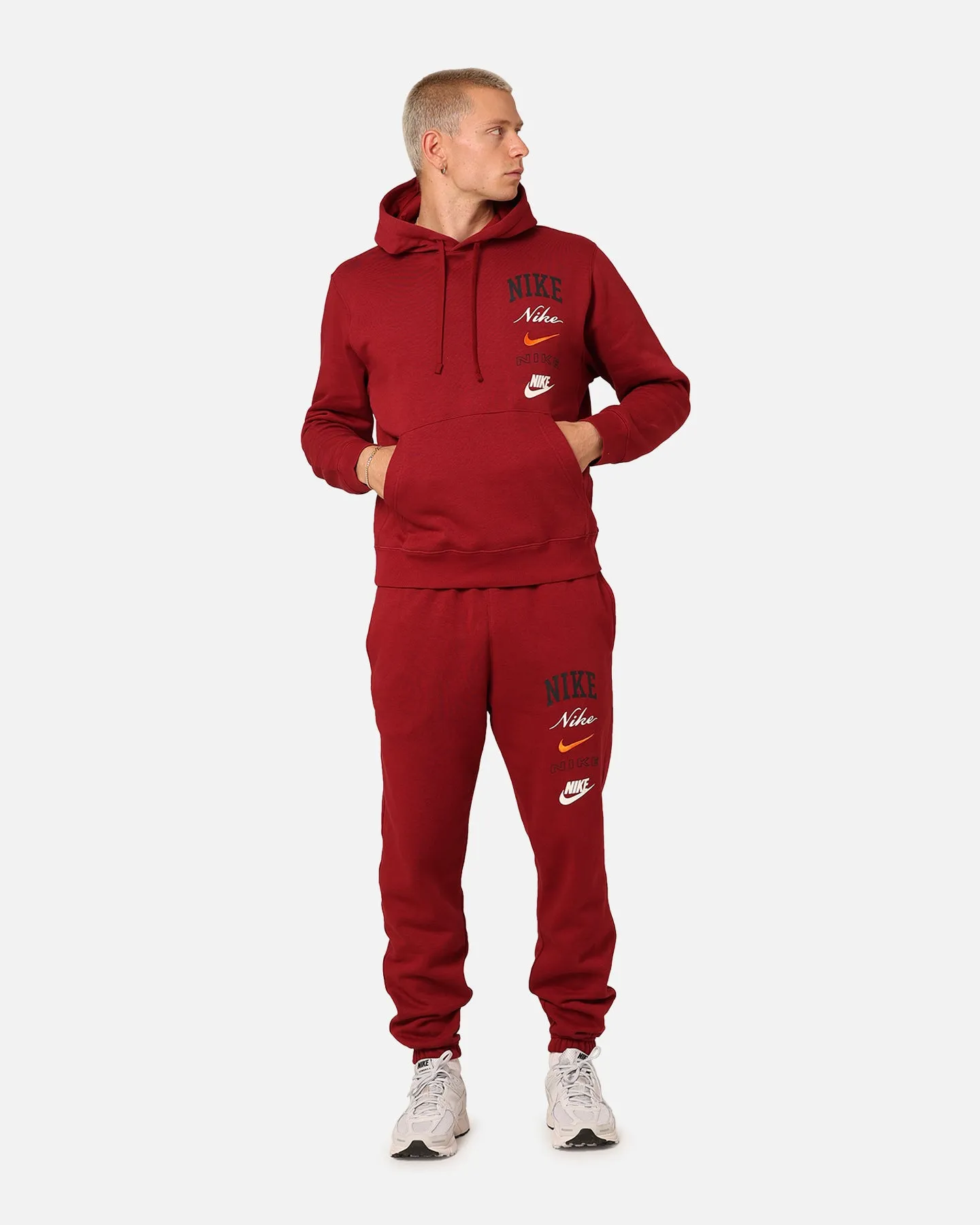 Nike Club Fleece Pullover Hoodie Team Rot/Segeltuch