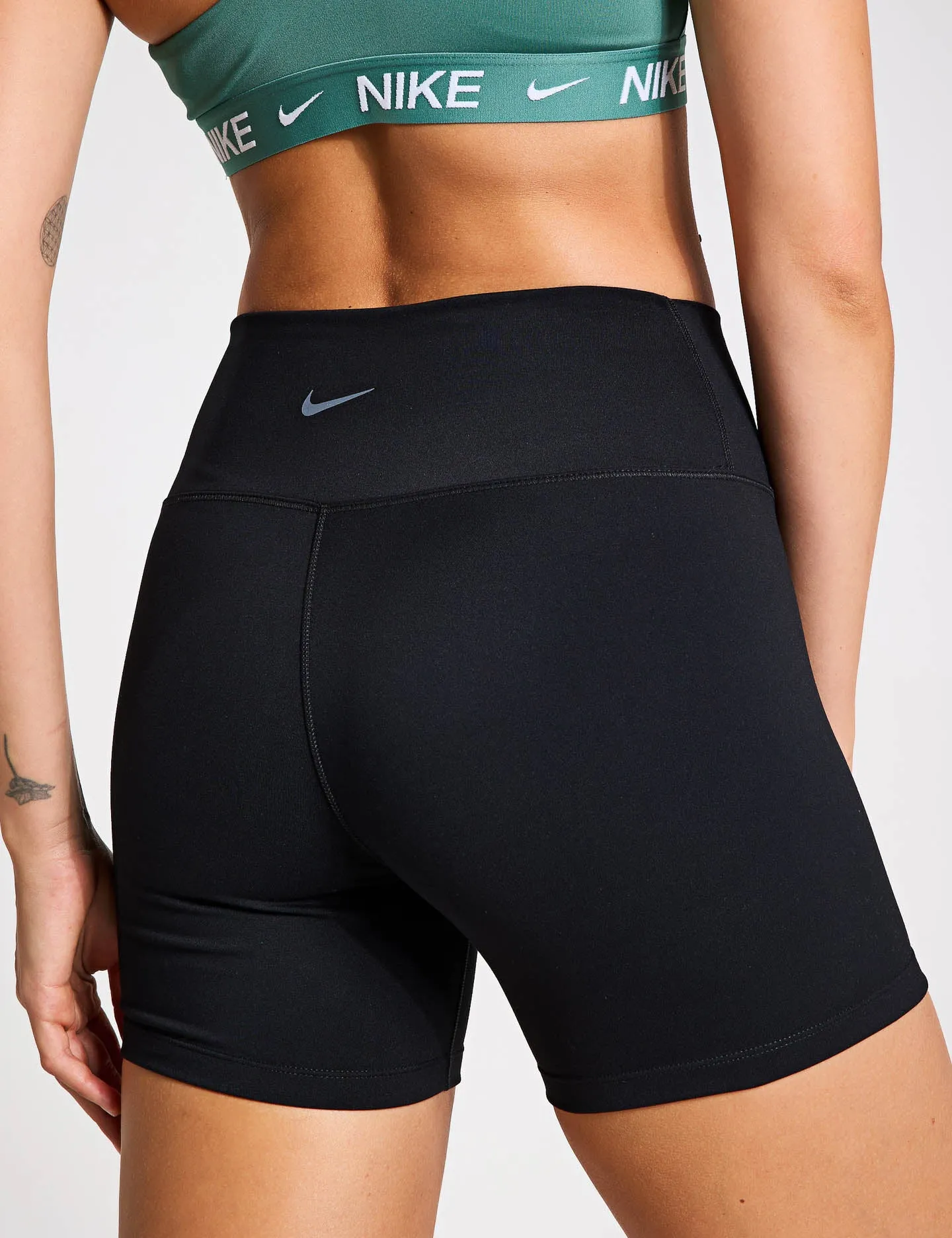 One High Waisted 5