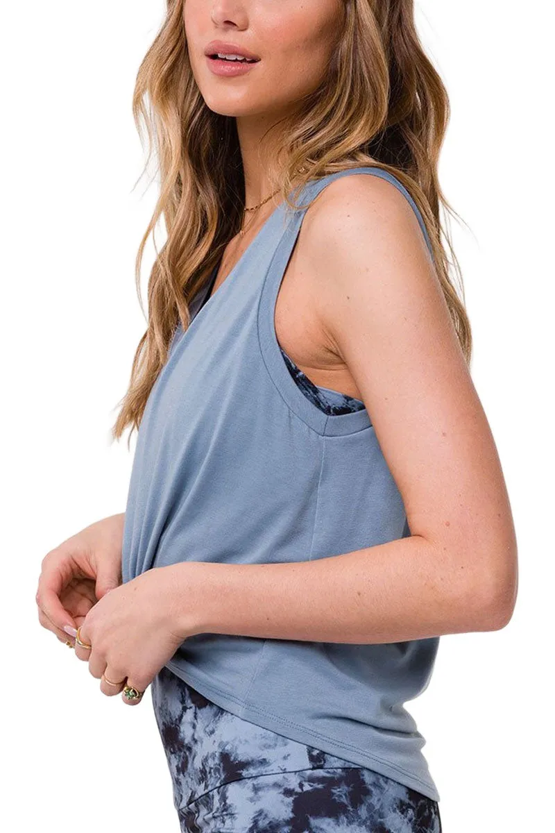 Onzie Flow Knot Tee V-Ausschnitt 3774