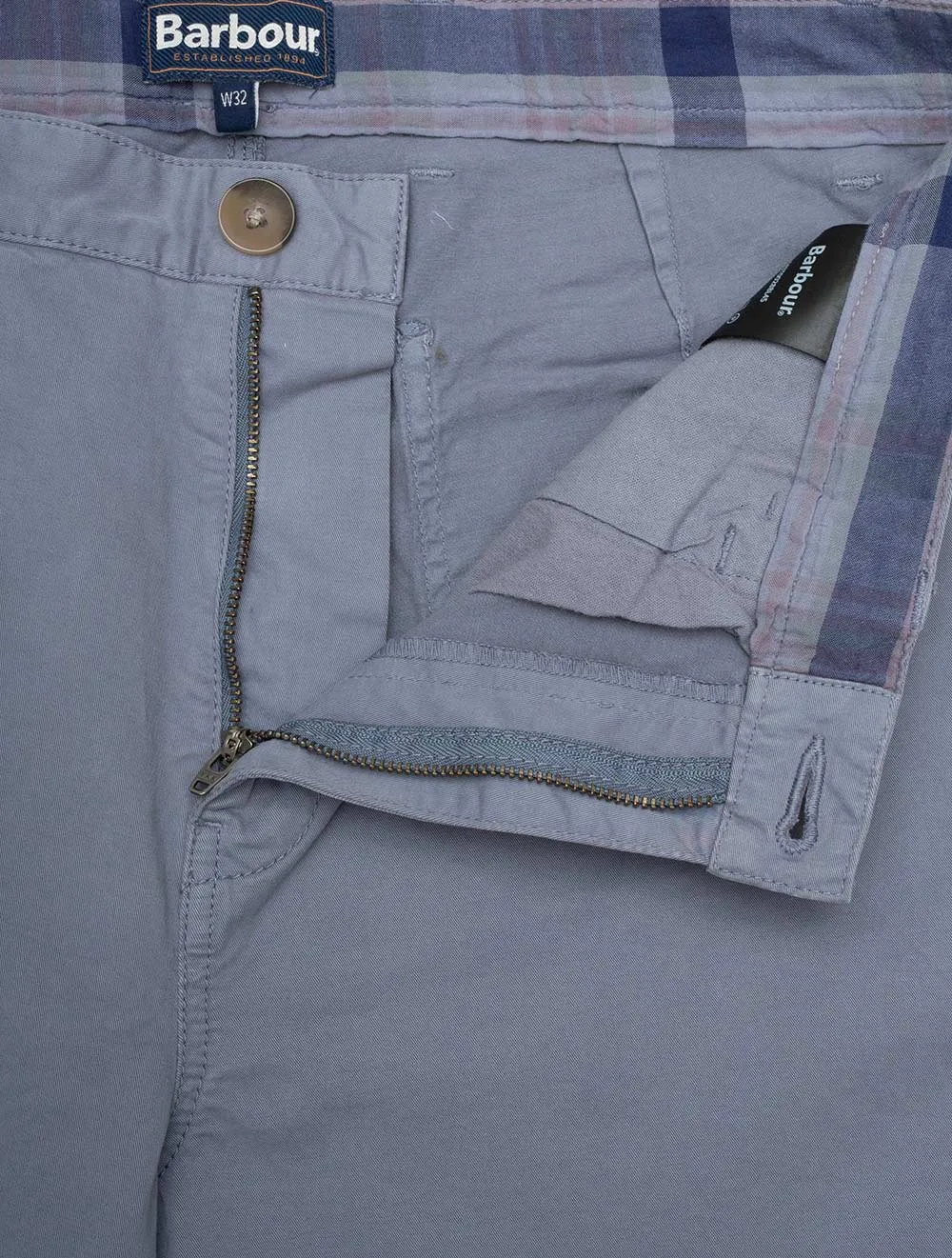 Übergefärbte Twill-Shorts in gewaschenem Blau