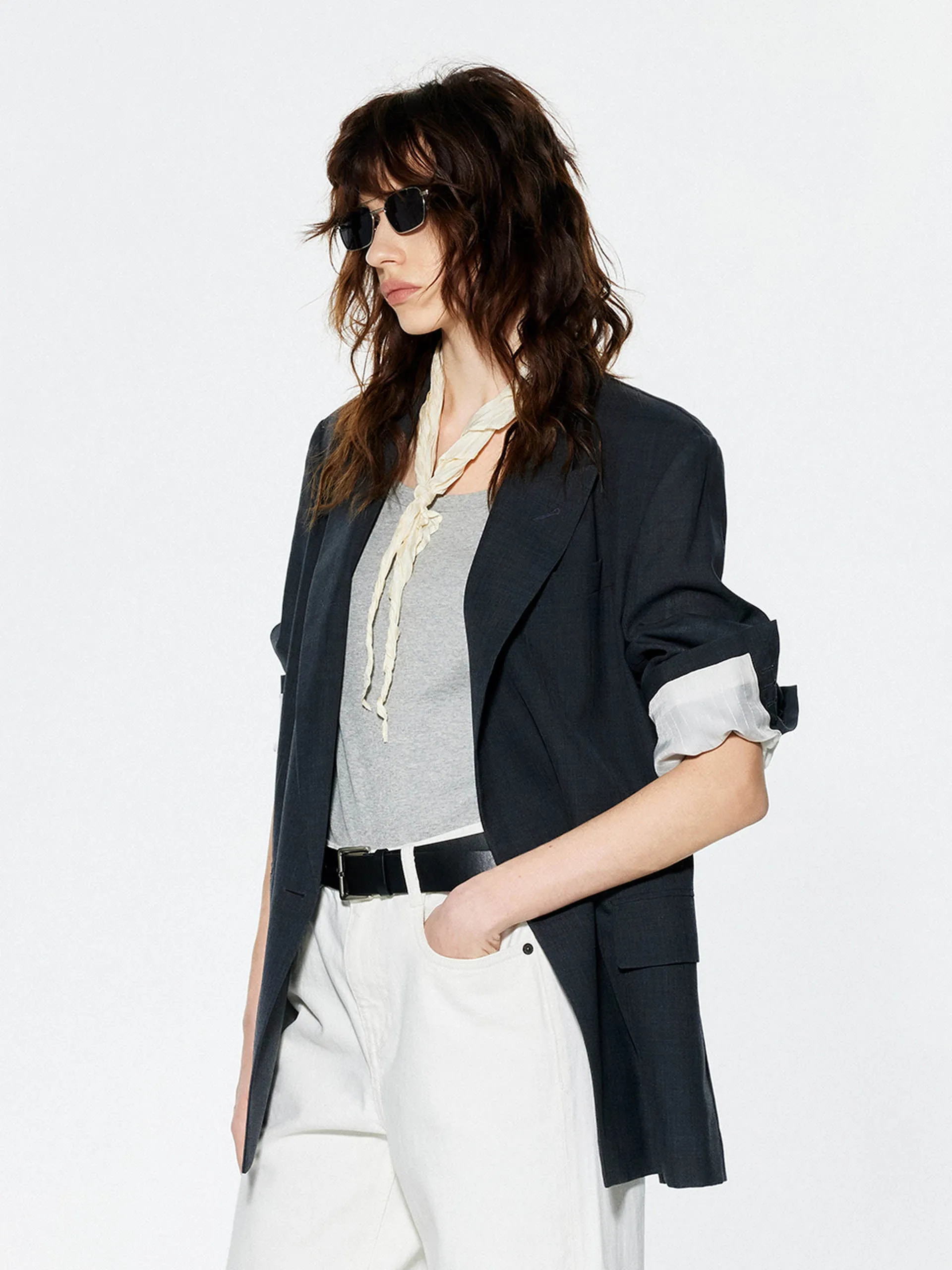 Strukturierter Blazer mit Spitzenrevers