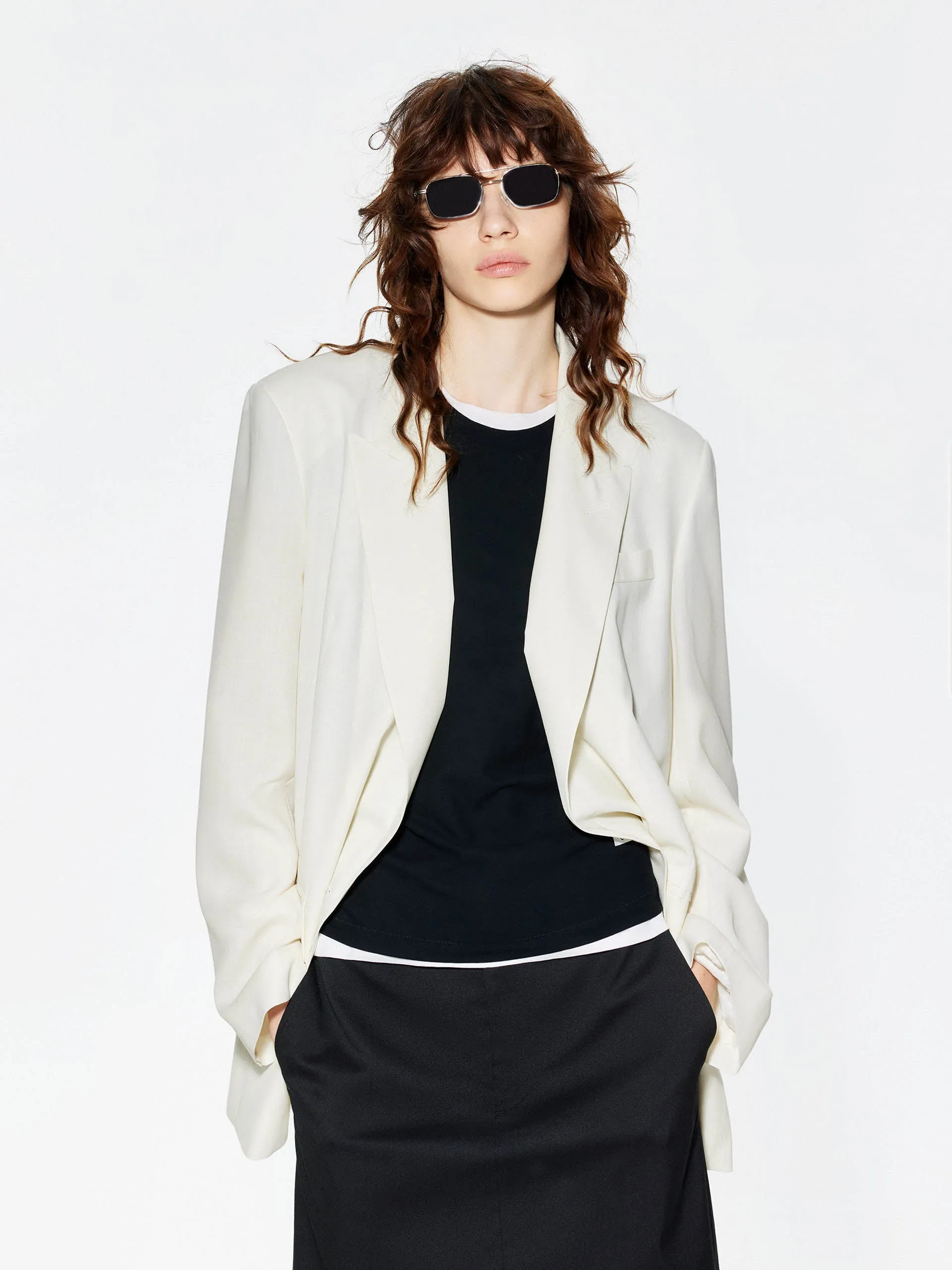 Strukturierter Blazer mit Spitzenrevers