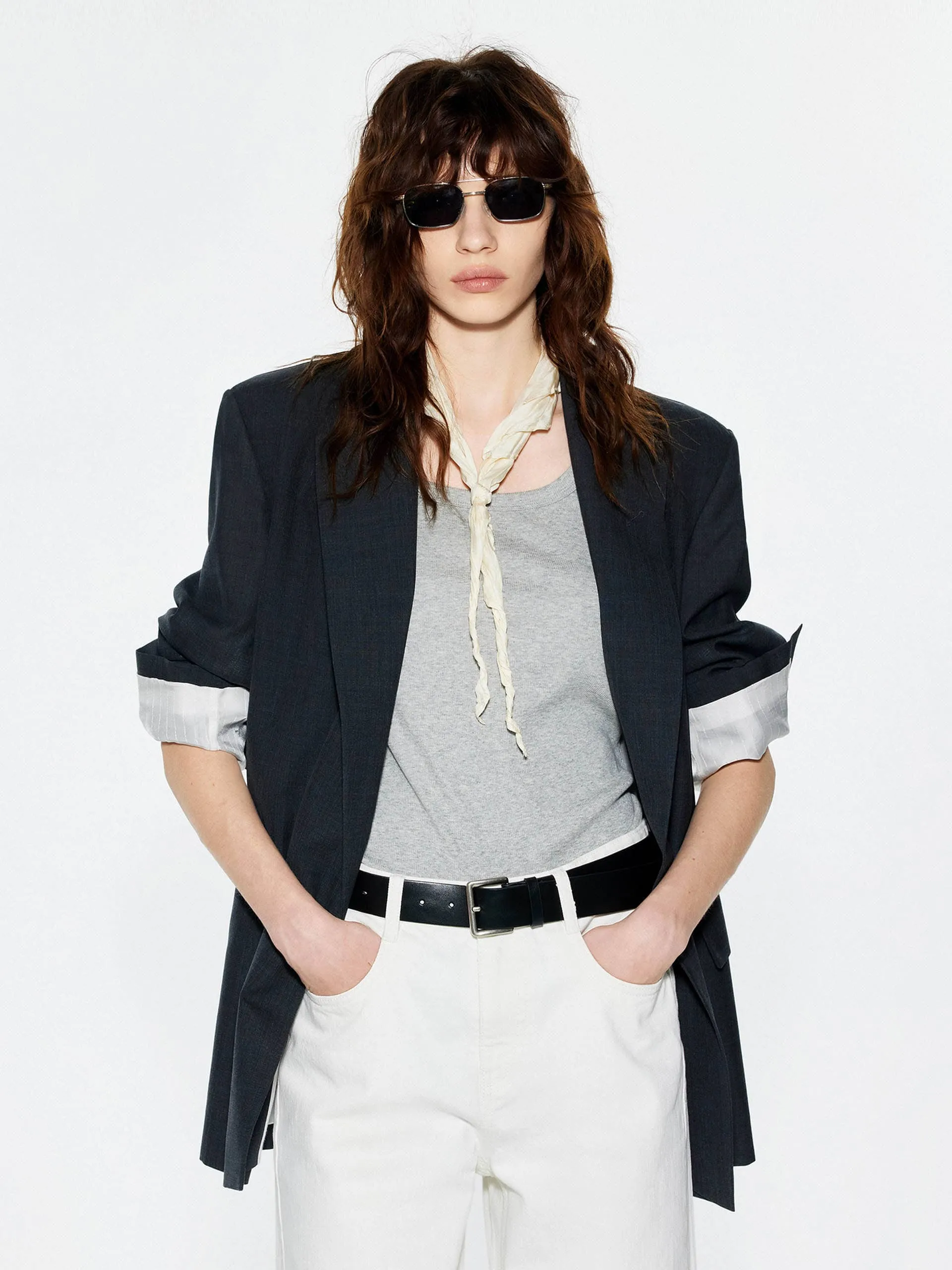 Strukturierter Blazer mit Spitzenrevers