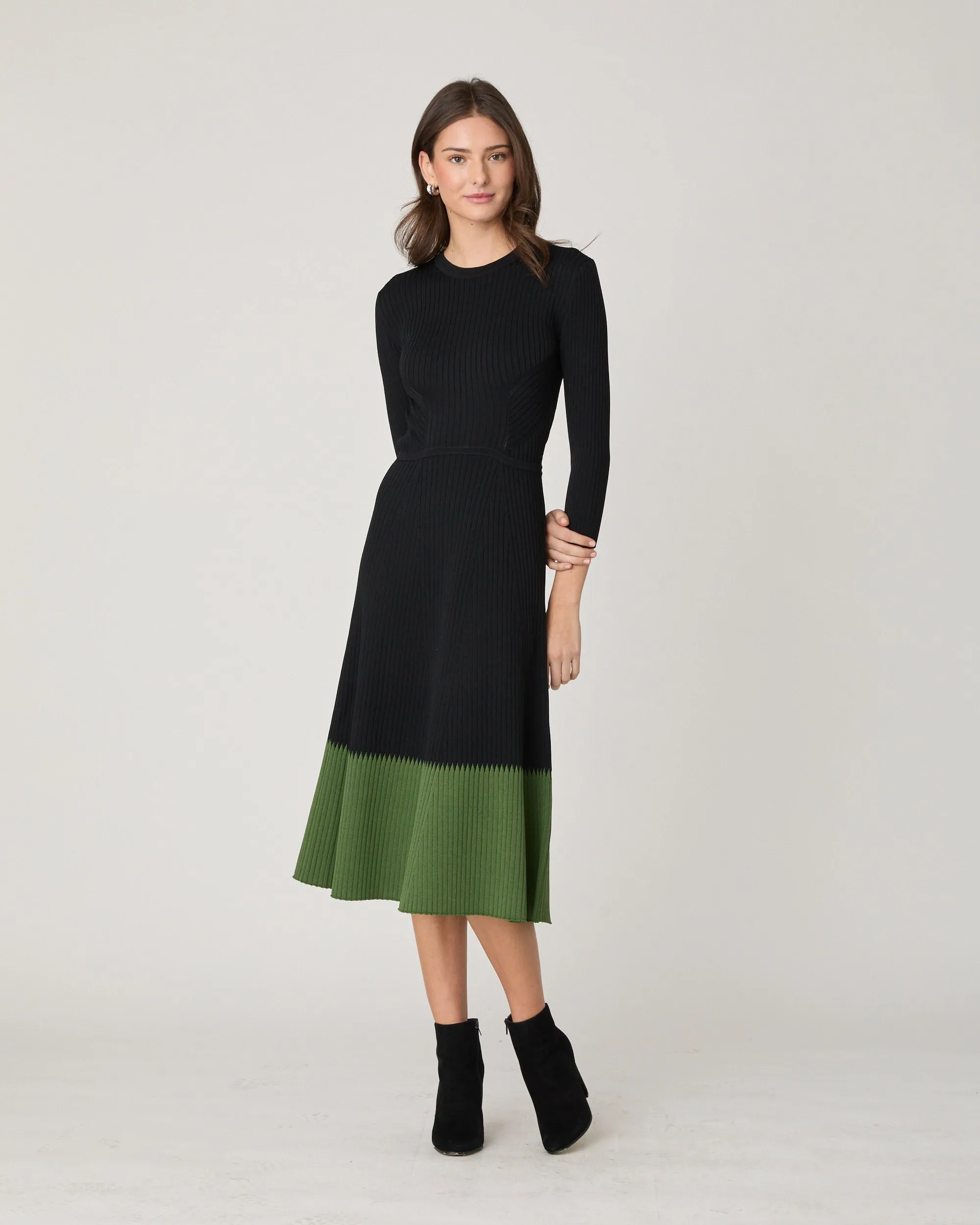 Pinien-Strickkleid in Jet/Grün