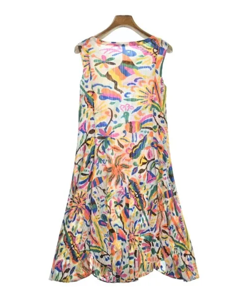 PLEATS PLEASE Kleider