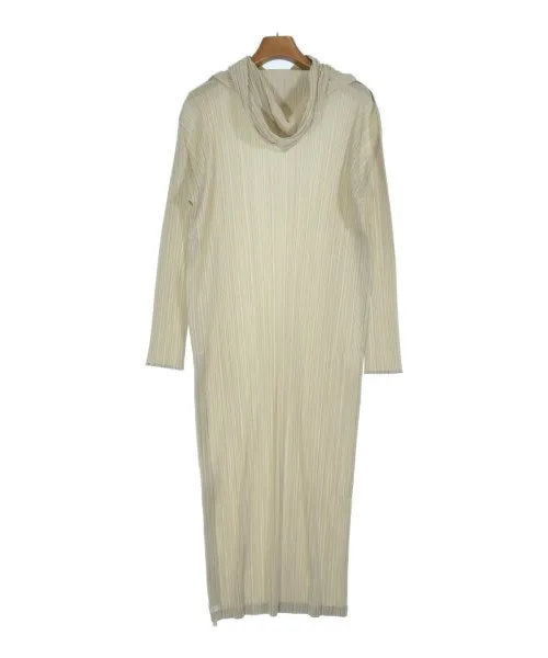 PLEATS PLEASE Kleider