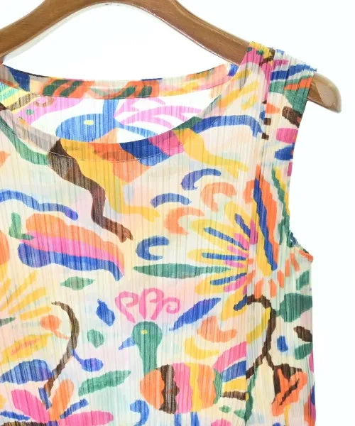 PLEATS PLEASE Kleider