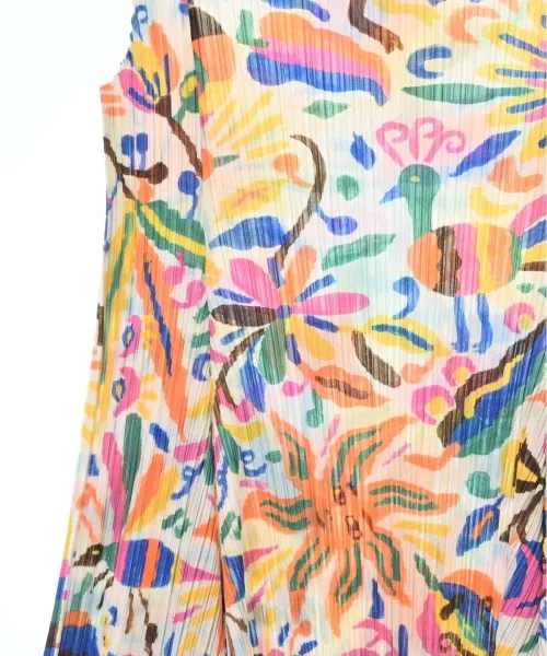 PLEATS PLEASE Kleider