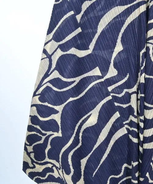 PLEATS PLEASE Kleider
