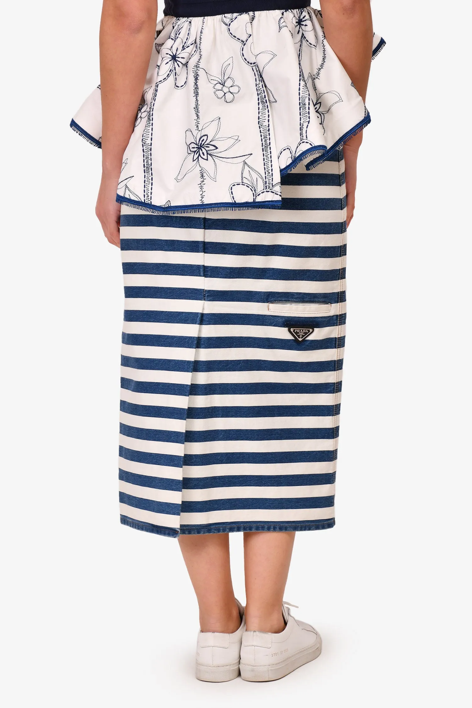 Prada Blau/Weiß Denim gestreifter Midi-Rock Größe 42