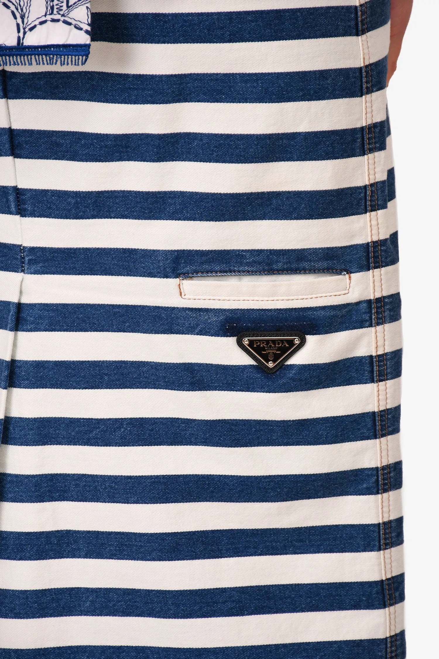 Prada Blau/Weiß Denim gestreifter Midi-Rock Größe 42