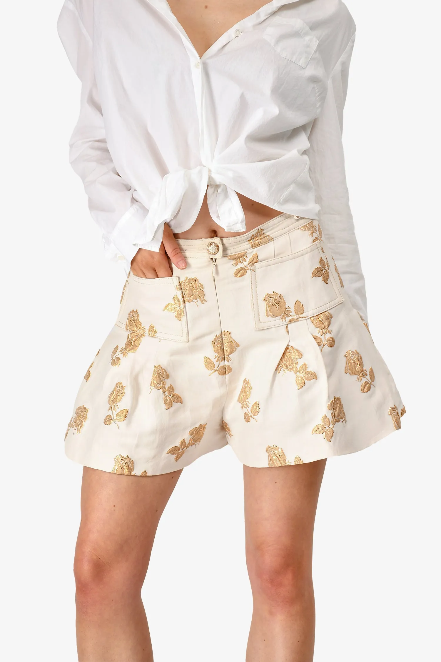 Vorgetragene Chanel™ 2013 Creme/Gold Seiden Rose bestickte High-Waisted Shorts Größe 38 (Wie Besehen)