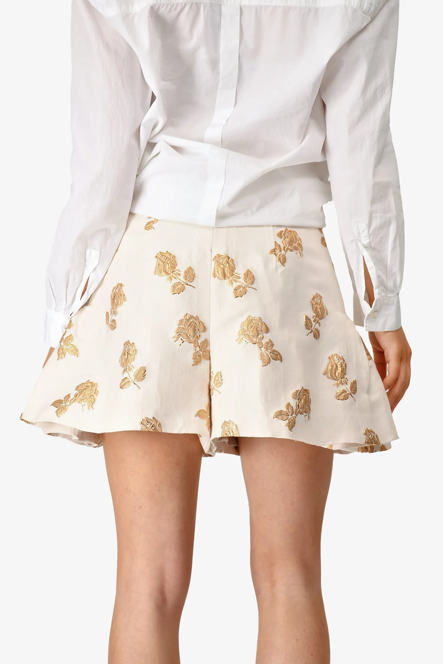 Vorgetragene Chanel™ 2013 Creme/Gold Seiden Rose bestickte High-Waisted Shorts Größe 38 (Wie Besehen)