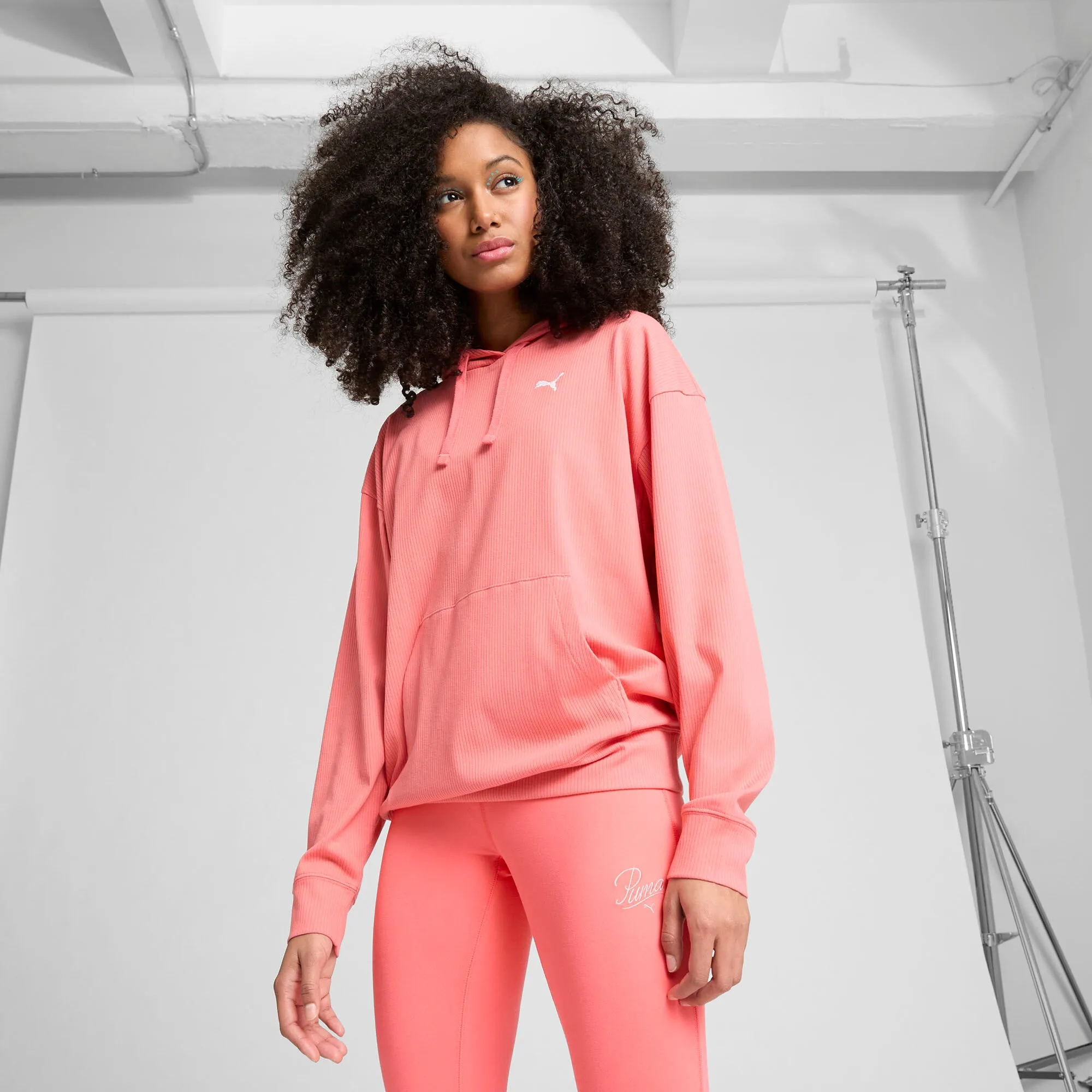 PUMA Damen ESS ELEVATED Komfort-Rippenkapuzenpullover