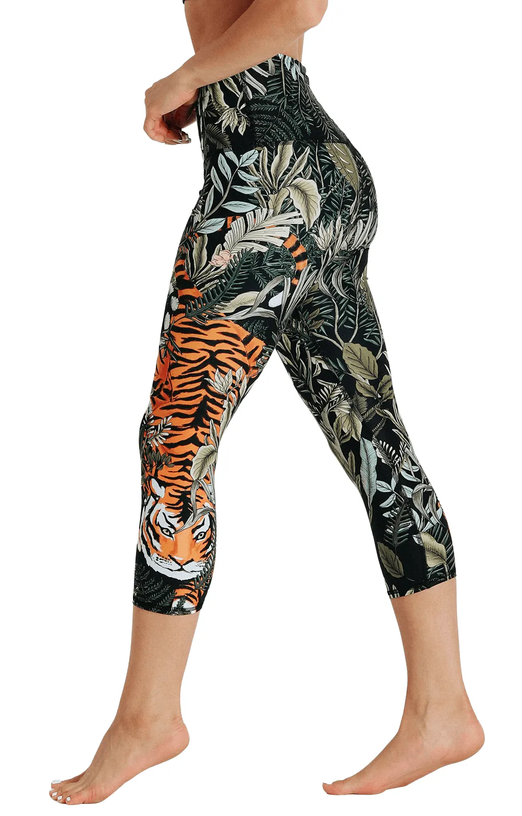 Rawr Talent Gedruckte Yoga-Crops von Yoga Democracy