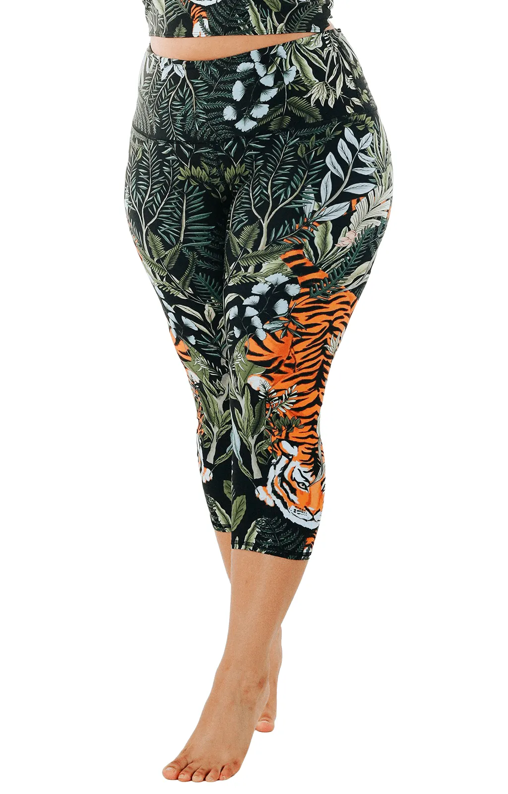 Rawr Talent Gedruckte Yoga-Crops von Yoga Democracy