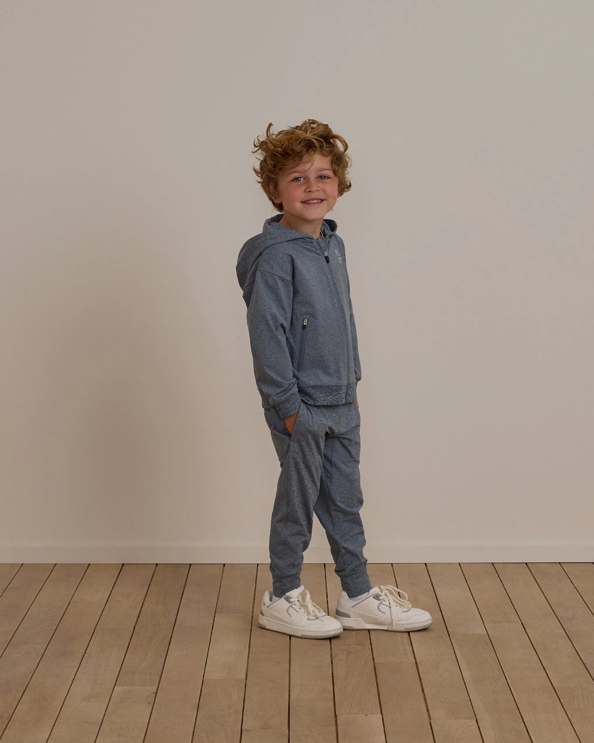 Rylee   Cru Babykids Century Tech Jogger| Meliertes Indigo
