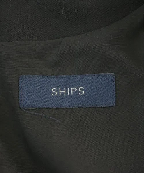 SHIPS Kleider