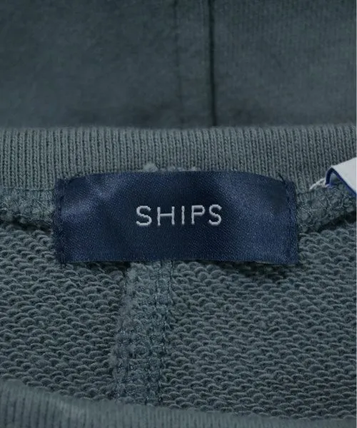 SHIPS Kleider