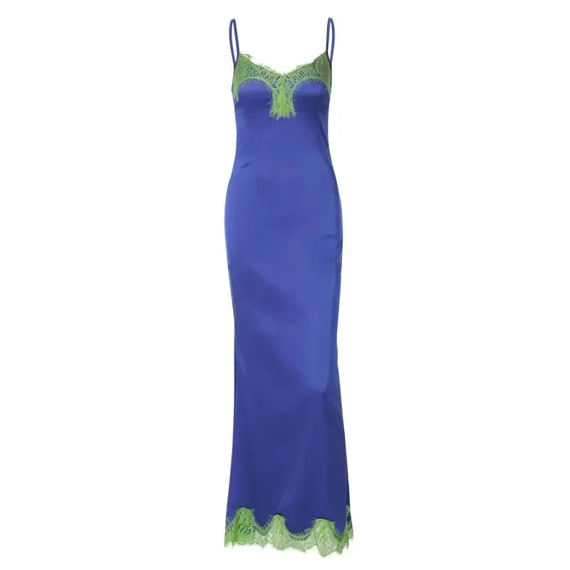 Slipkleid mit Spitzendetail