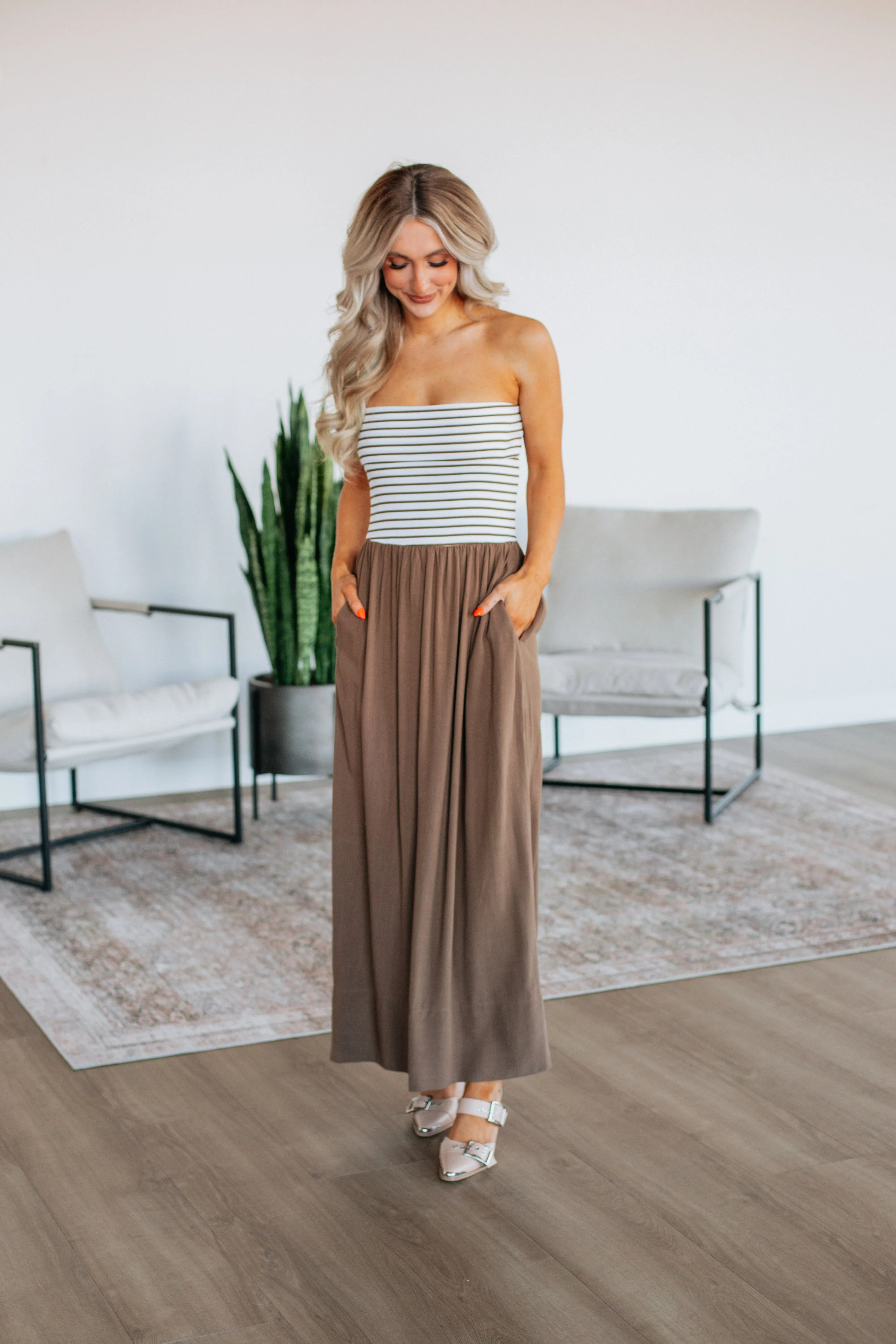 Tatia Kontrastkleid