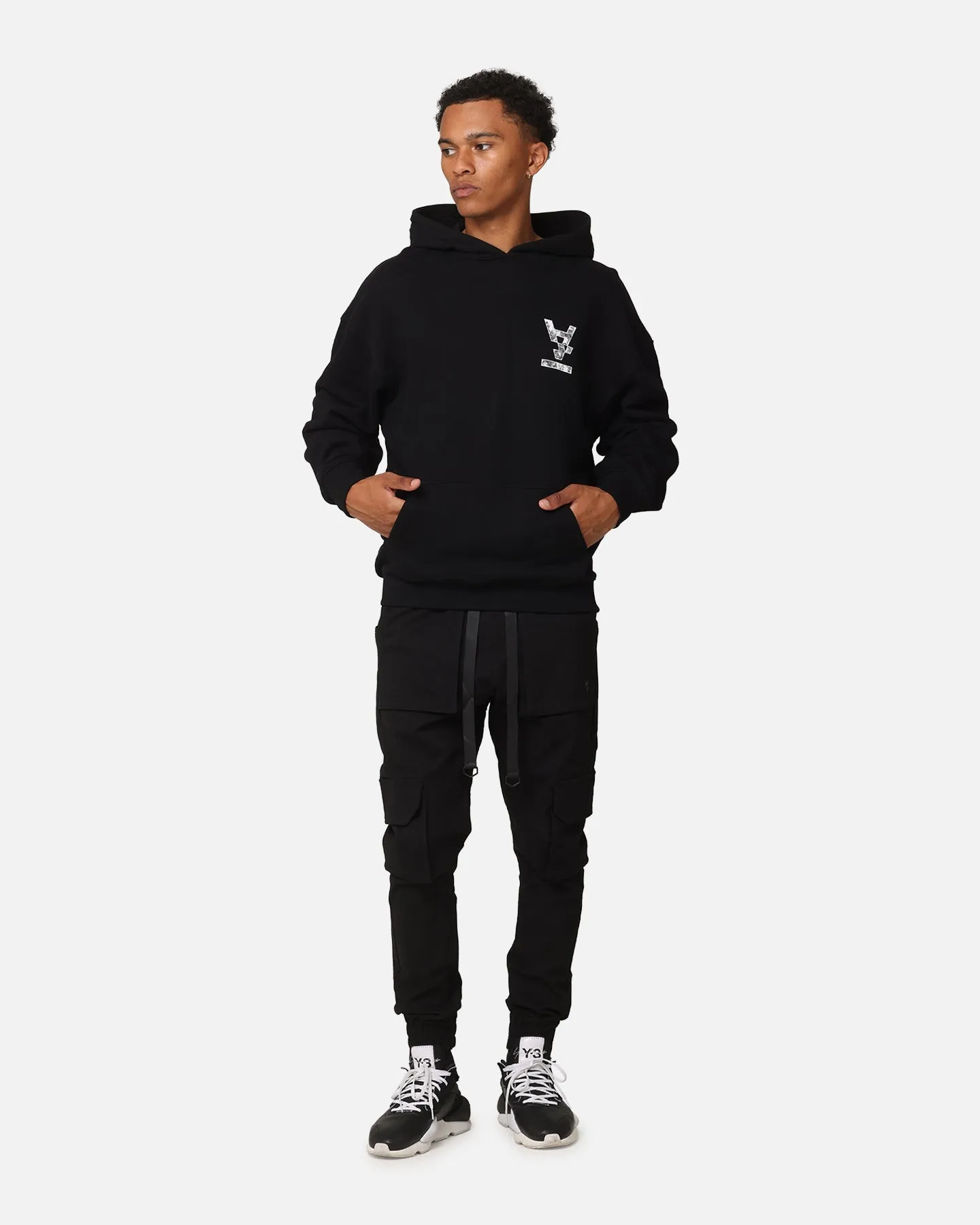 Die Anti-Order Hyphen Premium Hoodie Schwarz