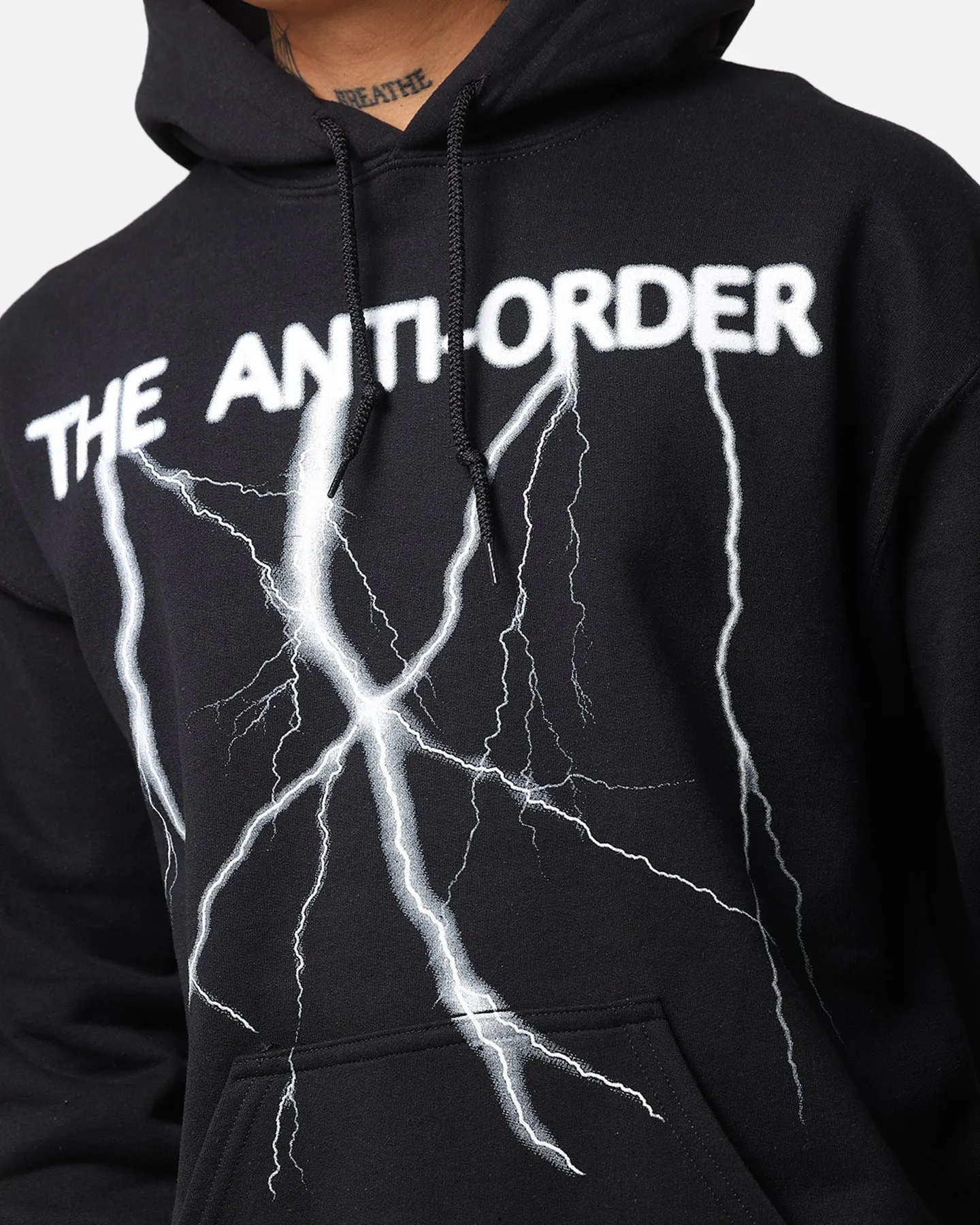 Die Anti-Order-Voltage-Hoodie Schwarz