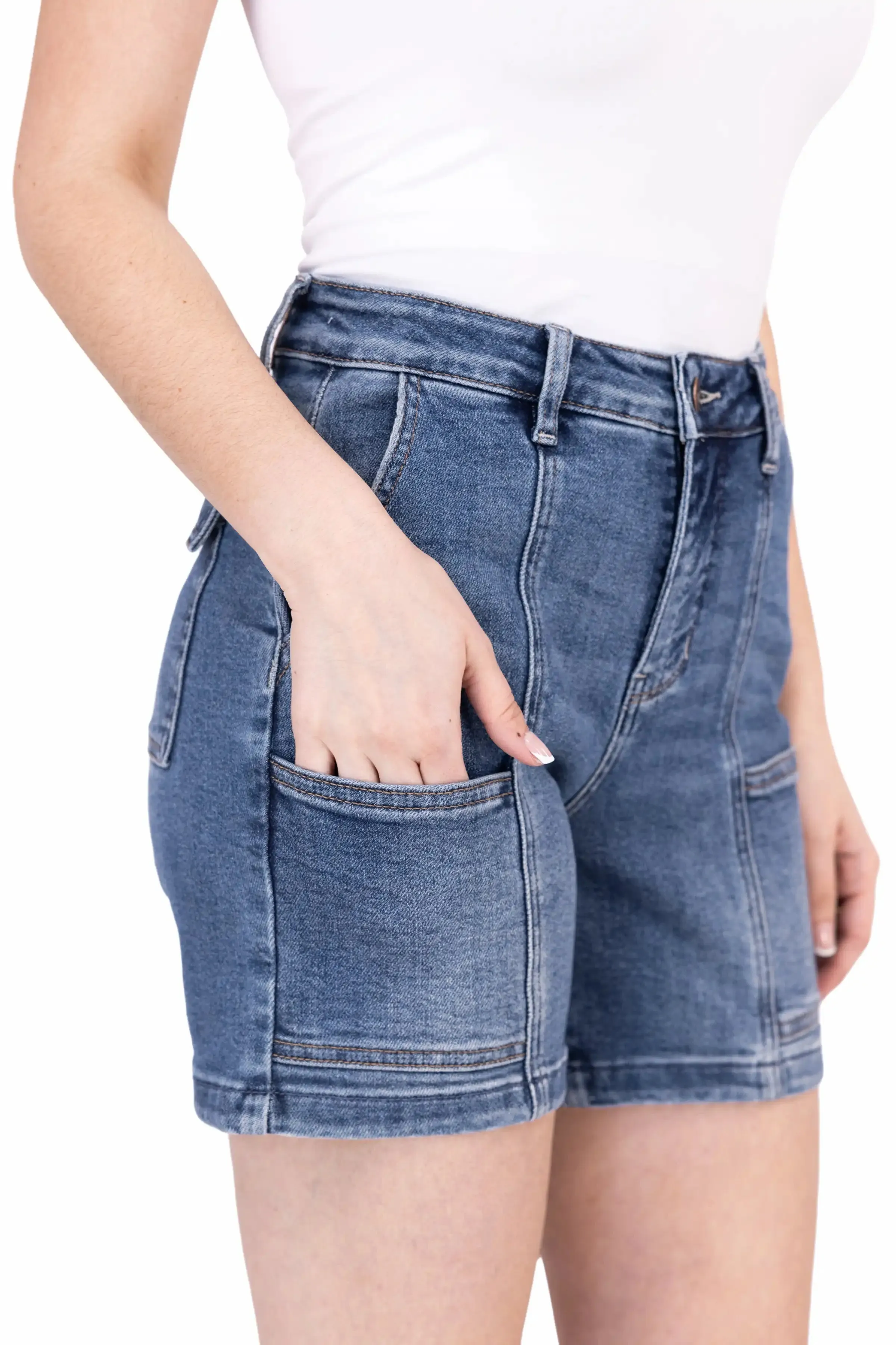 The Hartley von Judy Blue: Utility-Denimshorts mittlerer Länge mit hoher Taille
