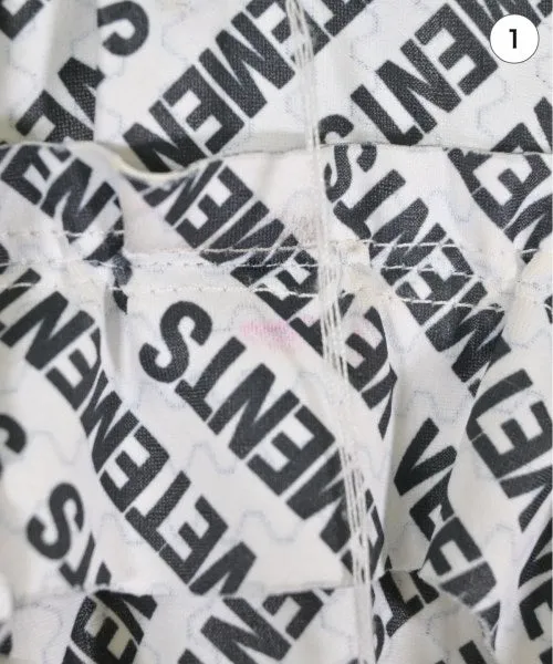 VETEMENTS Kleider