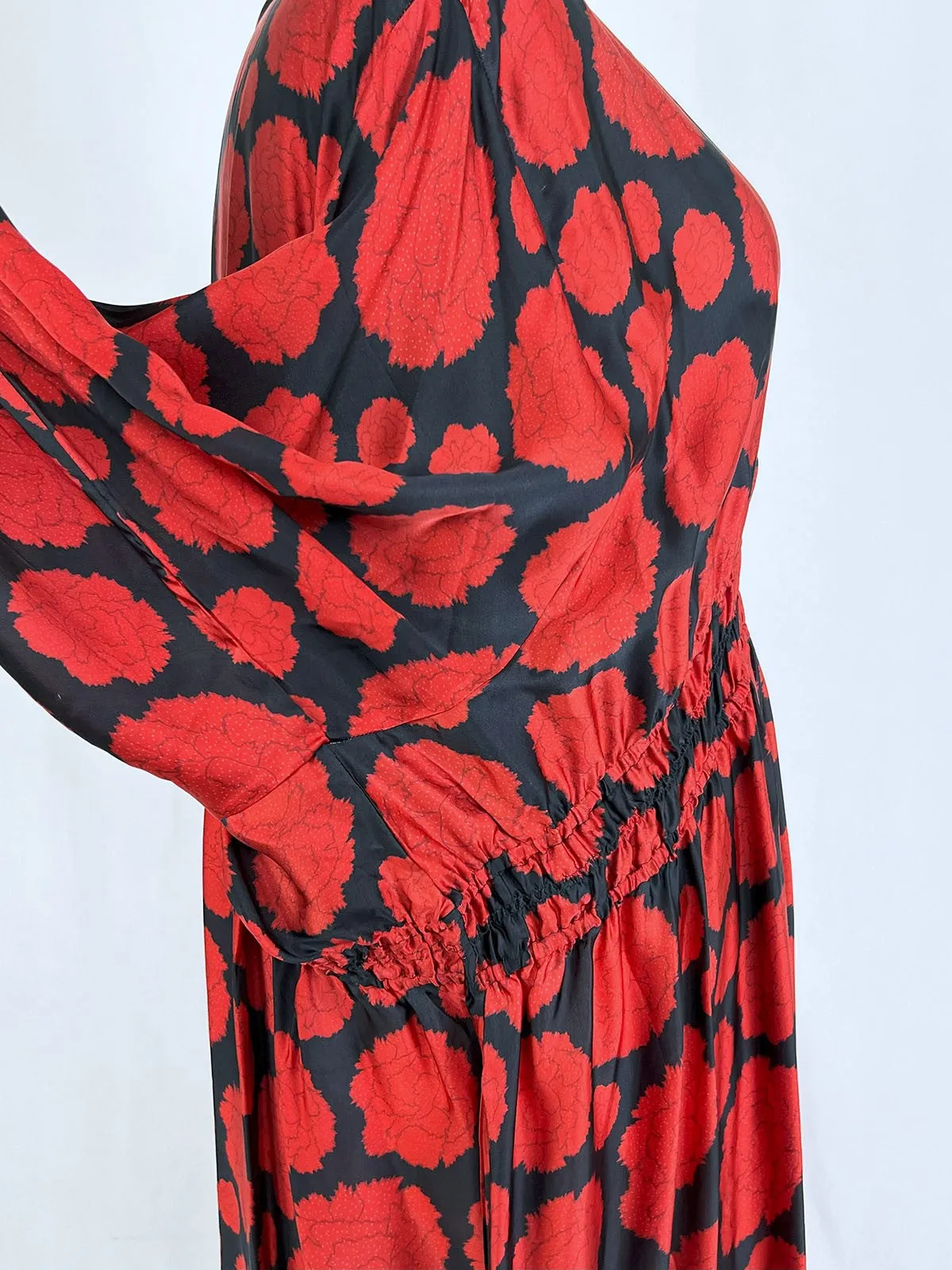 Wray Größe 5XL (30W) Schwarz & Rotes Blumenkleid NWT